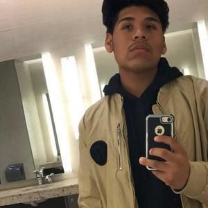 Meet your Posher, Mitchell